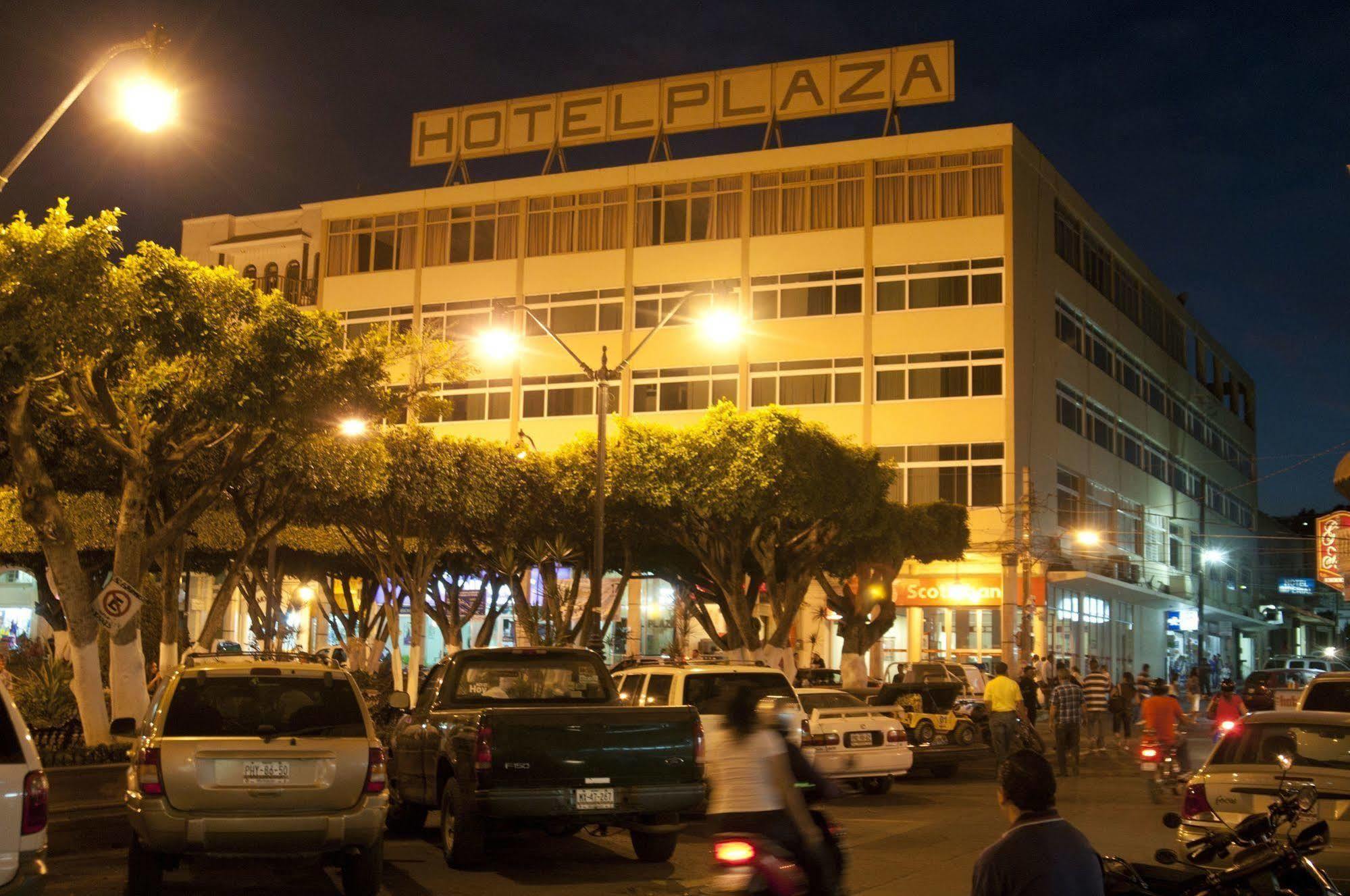 Hotel Plaza Sahuayo Екстер'єр фото